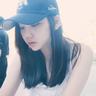 老外再现整齐“蔚来蹲” 围观换电